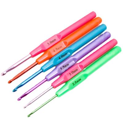 ابر كروشيه ملونة بمقاسات مختلفة ، بتصميم مريح لخياطة  عبوة من 5 قطع